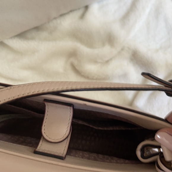 Kate Spade New York nude crossbody - Picture 5 of 9